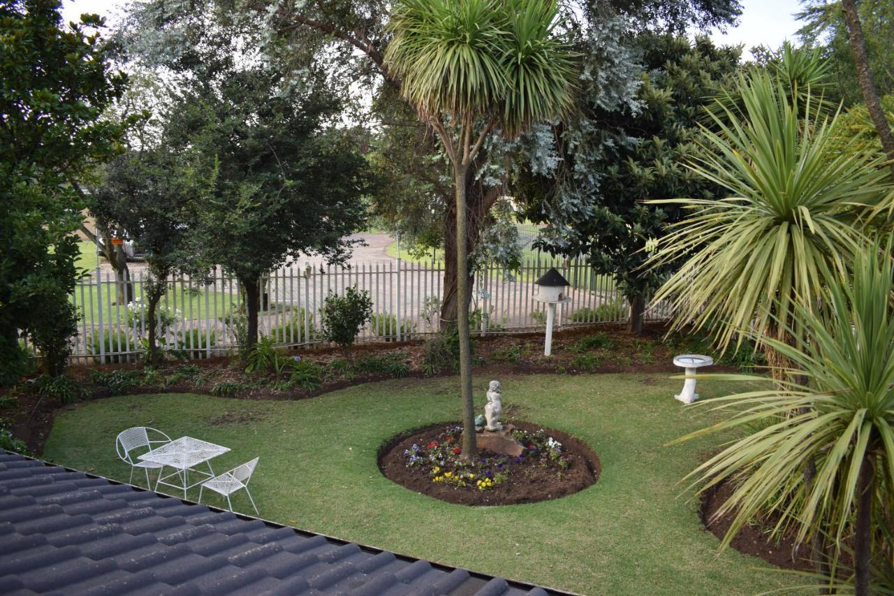 Moye Guest House Benoni Exterior photo